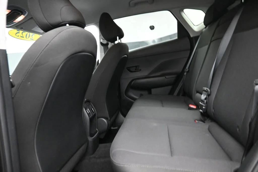 Used 2025 Gray Hyundai SEL image 12