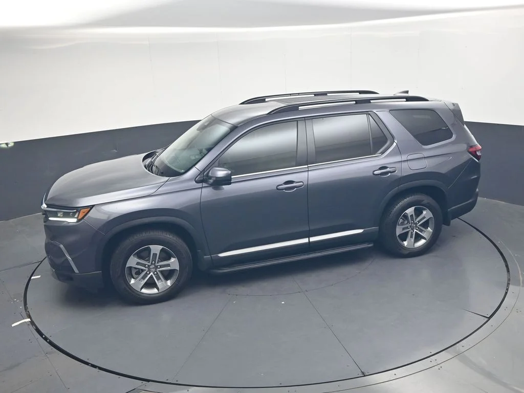 Used 2025 Modern Steel Metallic Honda EX-L image 34