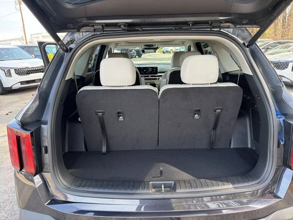 Used 2025 Gray Kia EX image 27