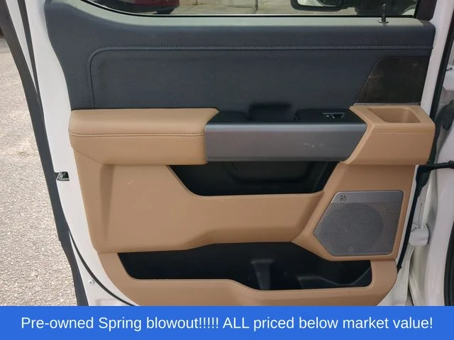 Used 2023 White Ford Lariat image 37