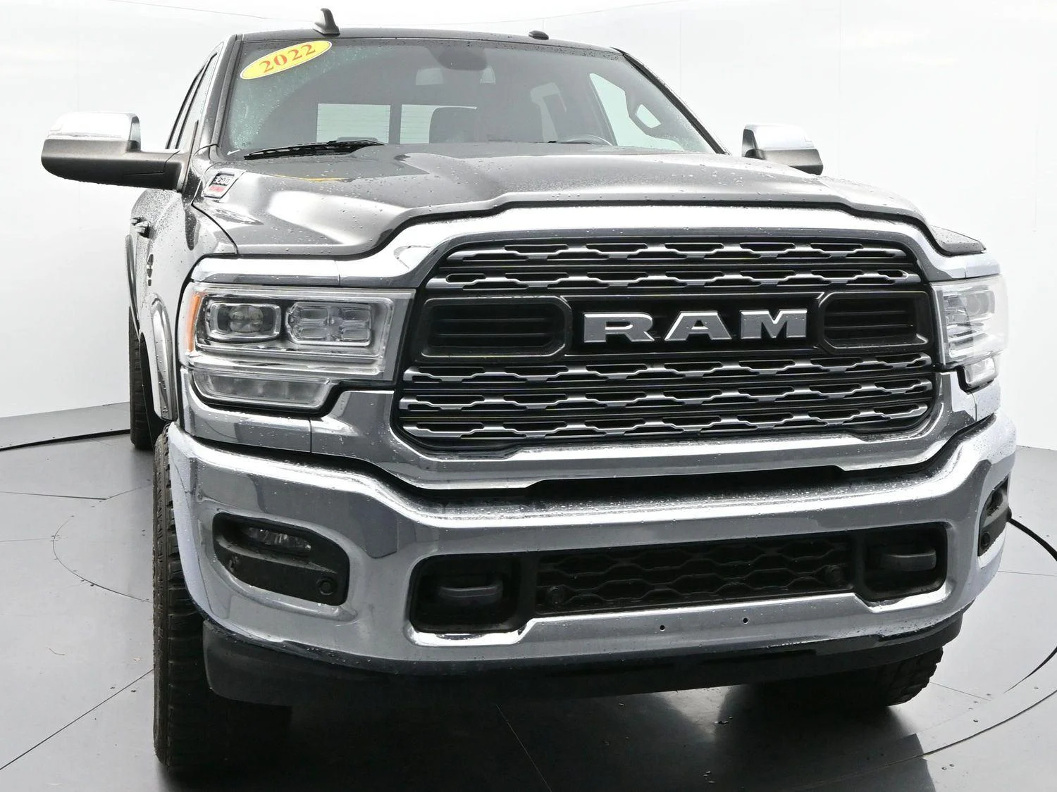 Used 2022 Diamond Black Crystal Pearlcoat Ram Limited image 2