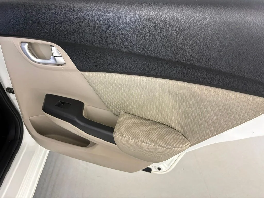 Used 2015  Honda EX image 39