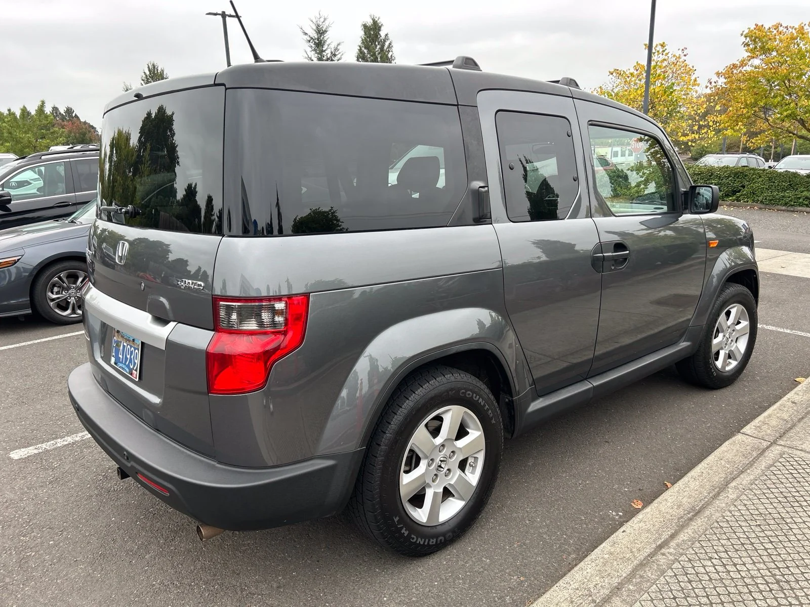 Used 2011 Polished Metal Metallic Honda EX image 5