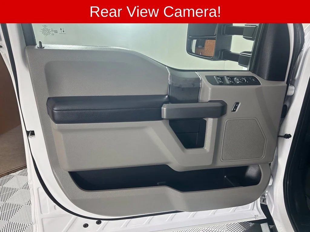Used 2021 White Ford XLT image 10