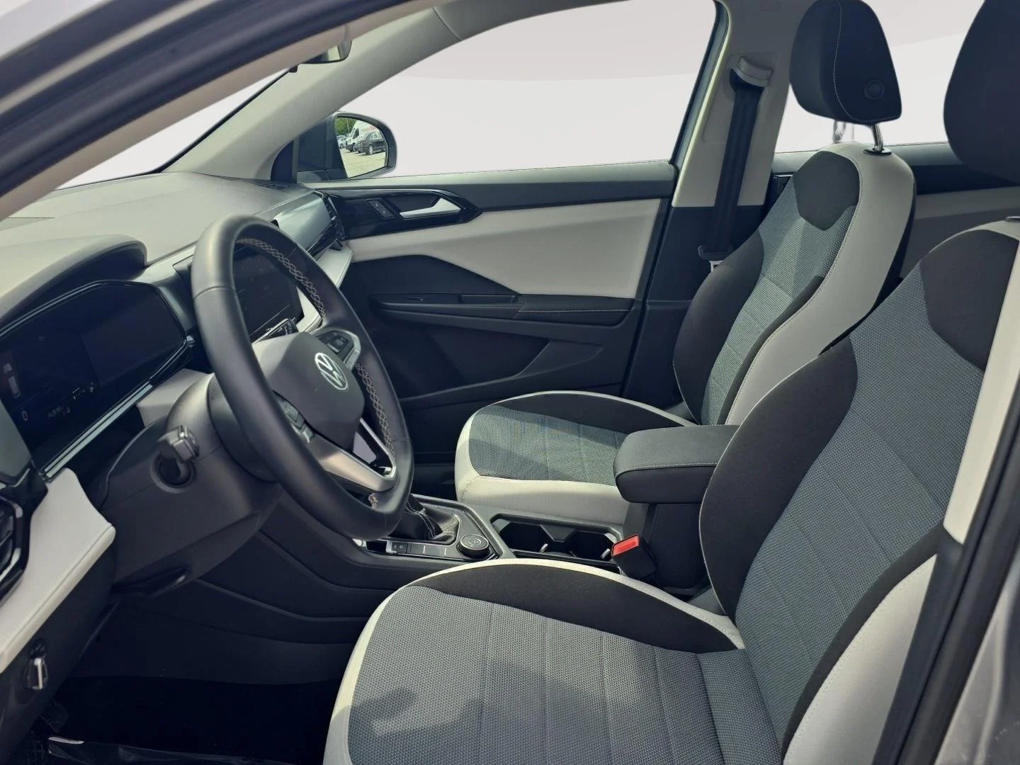 Certified Used 2025 SILVER Volkswagen S image 4