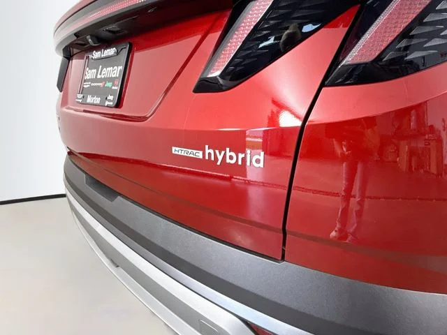 Used 2025 Red Hyundai SEL Convenience image 40