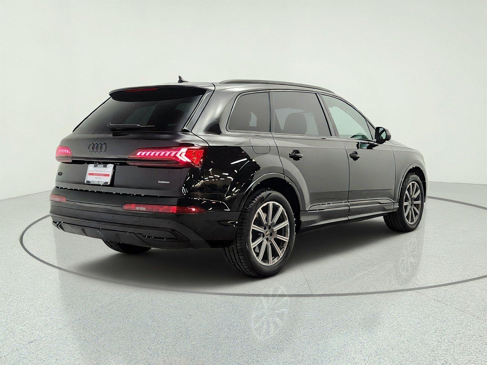 Used 2023 Mythos Black Metallic Audi Premium Plus image 5
