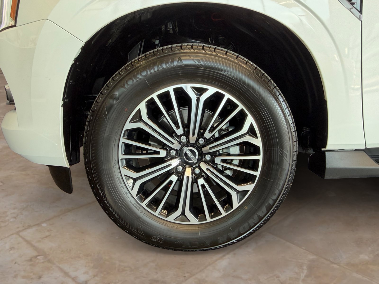 Certified Used 2026 Aspen White Tricoat Nissan Platinum image 33