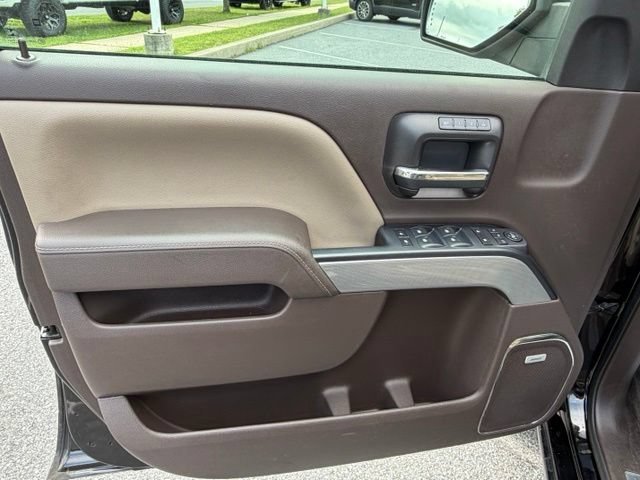 Used 2017 BLACK Chevrolet LTZ image 9