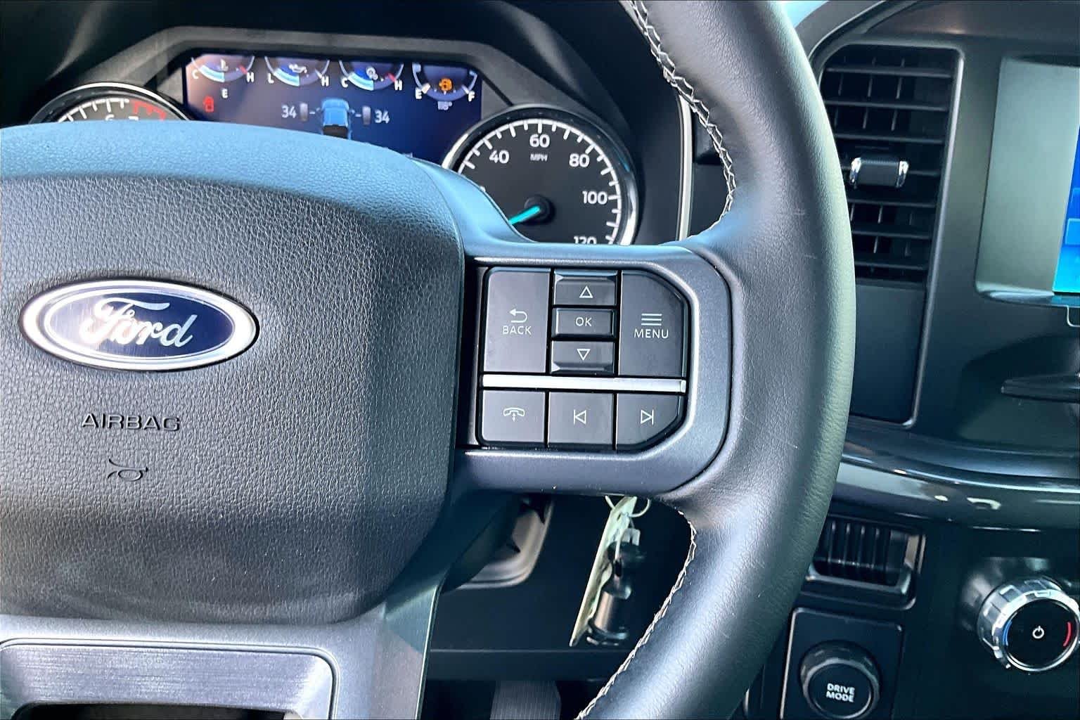Certified Used 2023 Avalanche Gray Ford XLT image 25