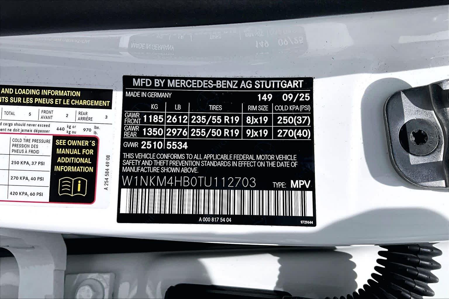 Used 2026 Polar White Mercedes-Benz GLC 300 image 32