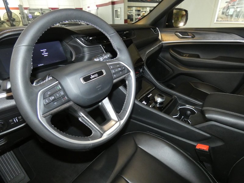 2024 Jeep Grand Cherokee Limited - Photo 8