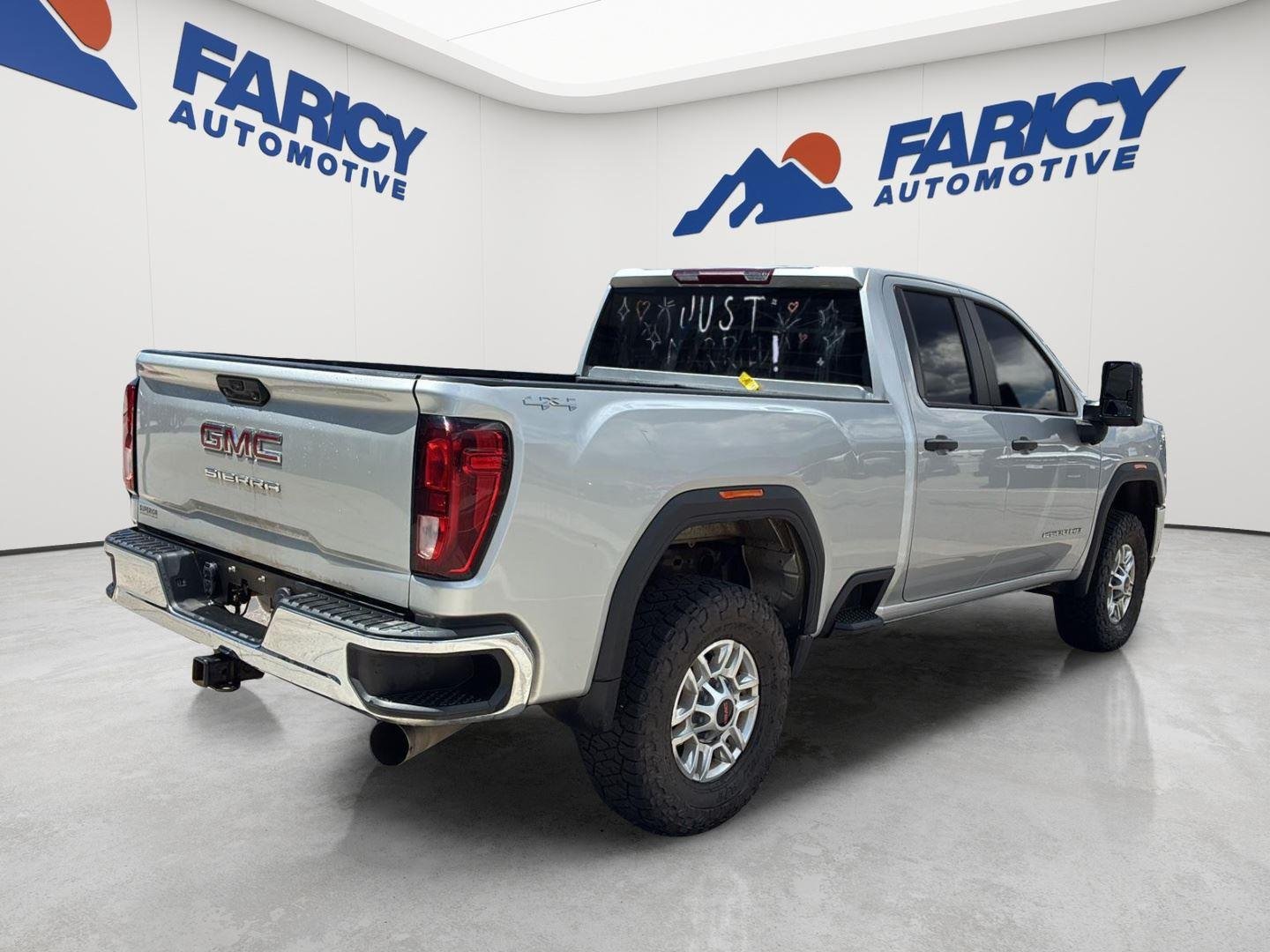 Used 2022 Quicksilver Metallic GMC Pro image 3