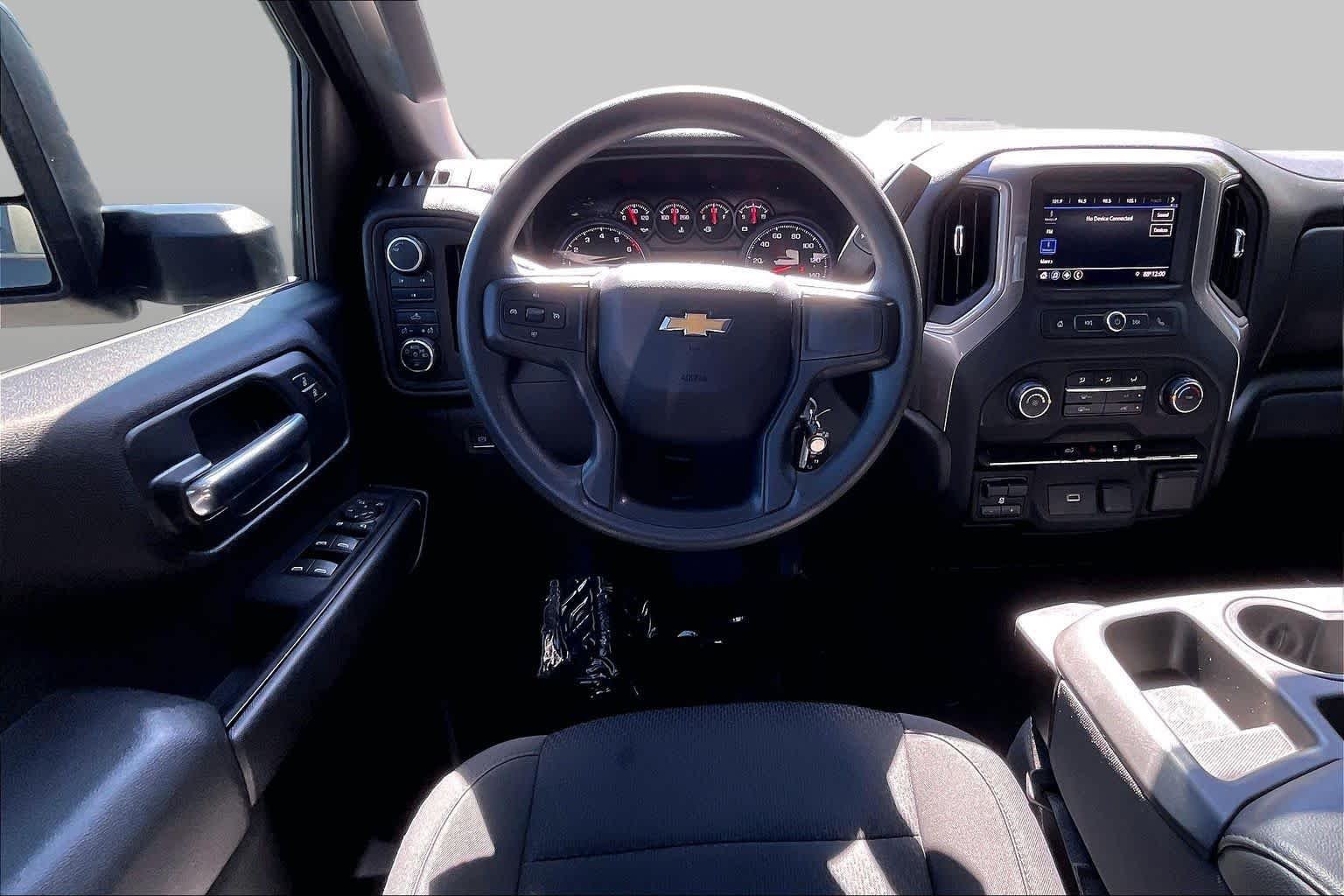 Used 2020 Black Chevrolet Custom image 6