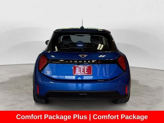 Used 2025 Blazing Blue MINI Iconic image 5