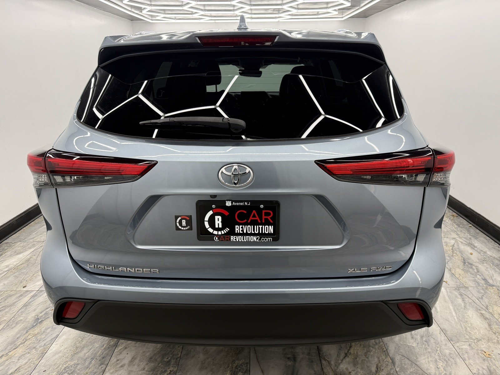 2021 Toyota Highlander XLE photo 4