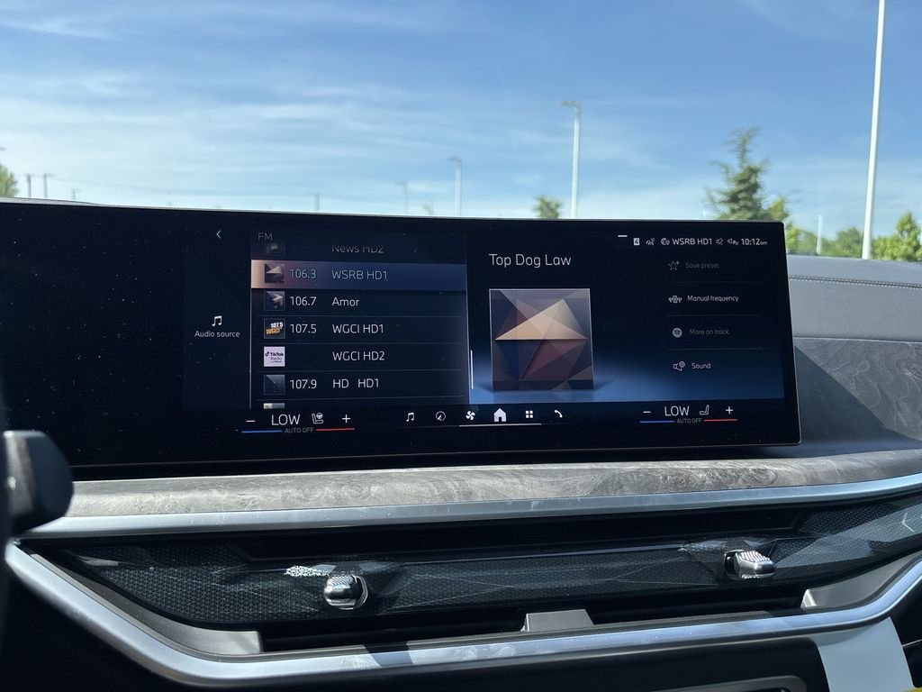 New 2027 Alpine White BMW xDrive40i image 12
