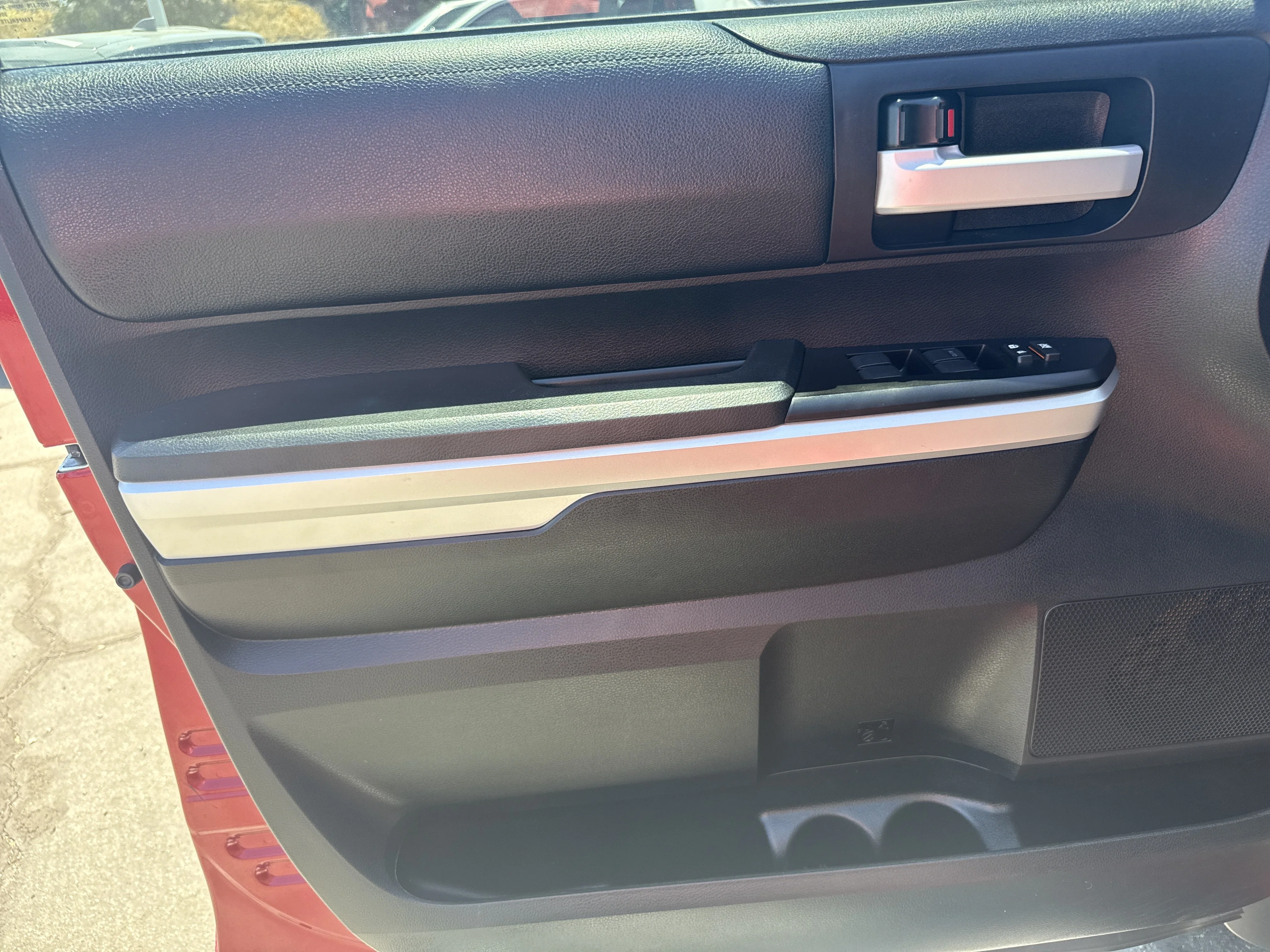 Used 2017 Red Toyota SR5 image 14