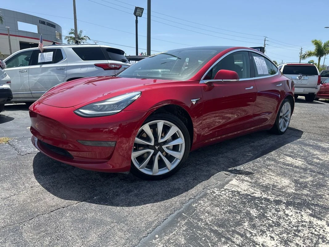 2019 Tesla Model 3 RWD photo