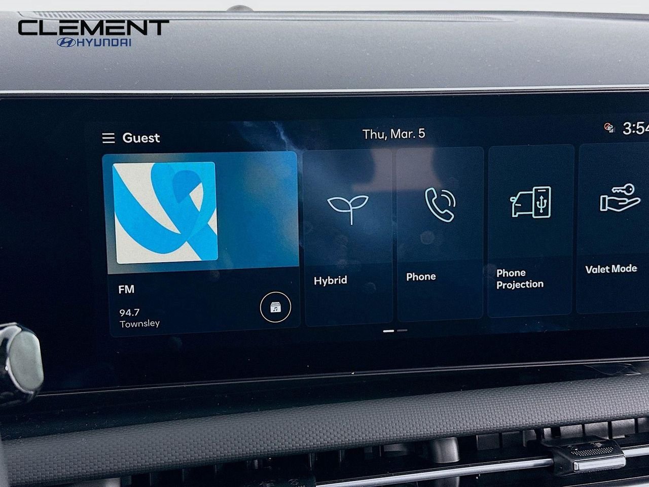 New 2026 Silver Hyundai SEL AWD image 17