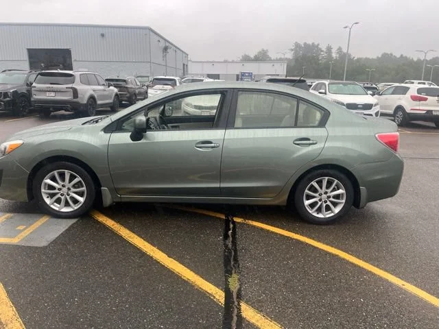 Used 2014 Jasmine Green Metallic Subaru Premium image 6
