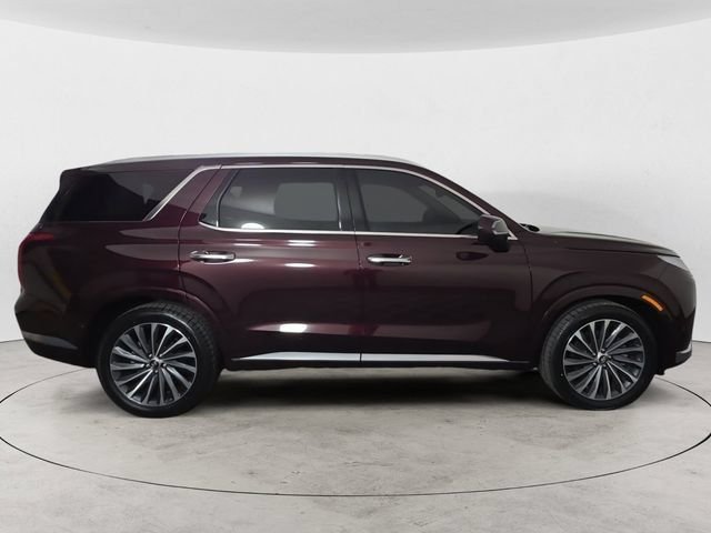 Used 2025 Red Hyundai Calligraphy image 6