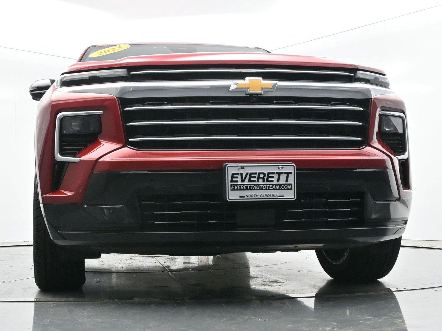Used 2025 Radiant Red Tintcoat Chevrolet High Country image 51