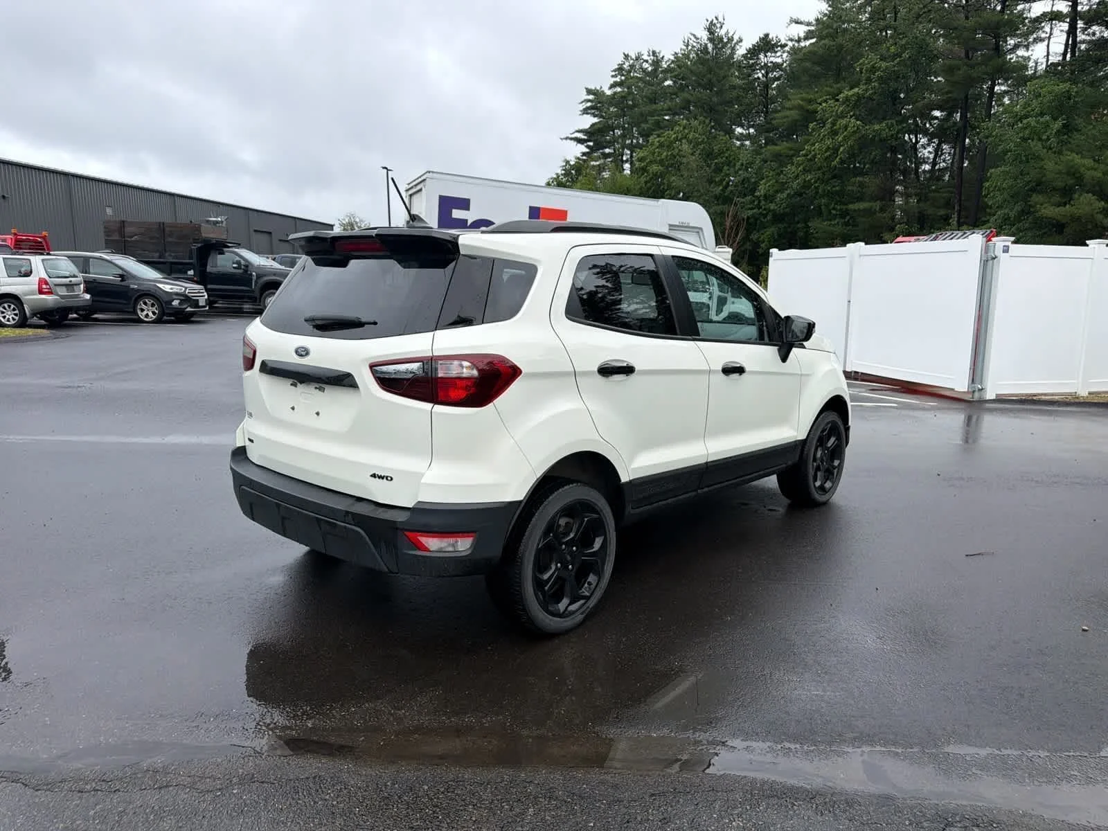 Used 2022 Diamond White Ford SES image 5