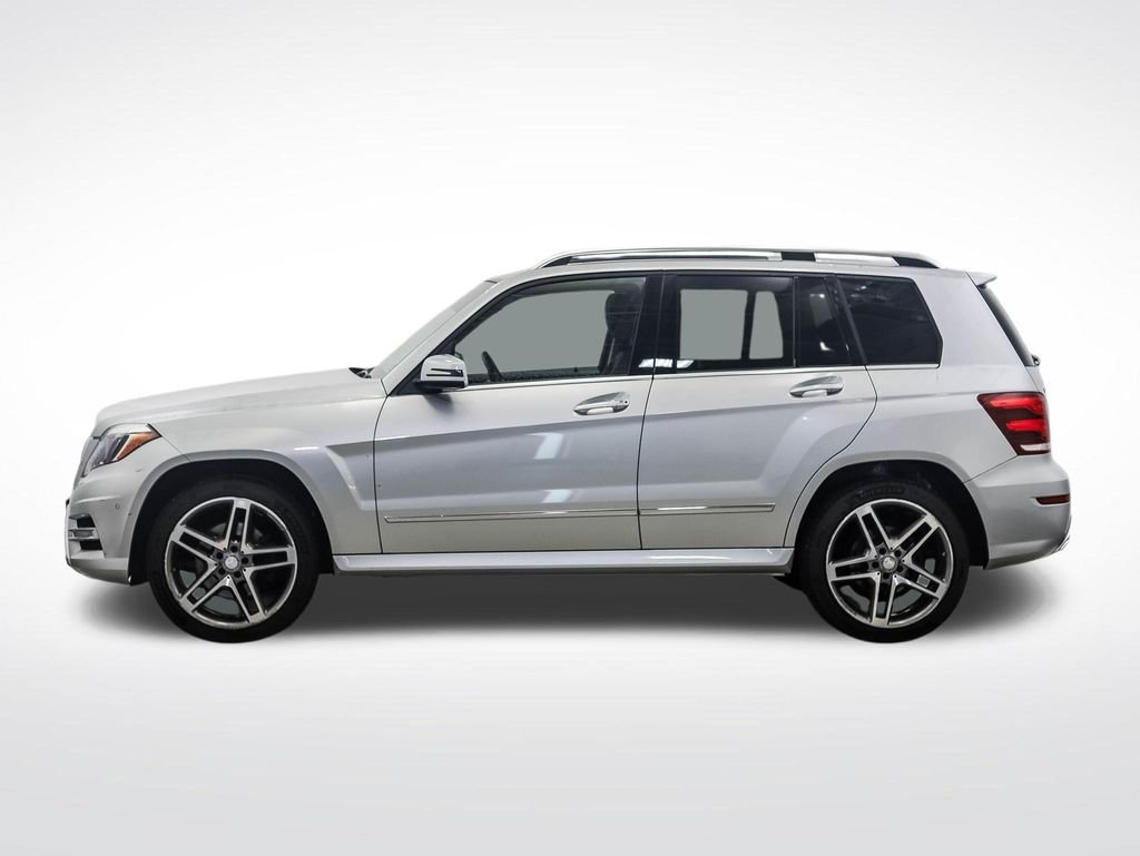 Used 2015 Iridium Silver Metallic Mercedes-Benz GLK 350 image 2