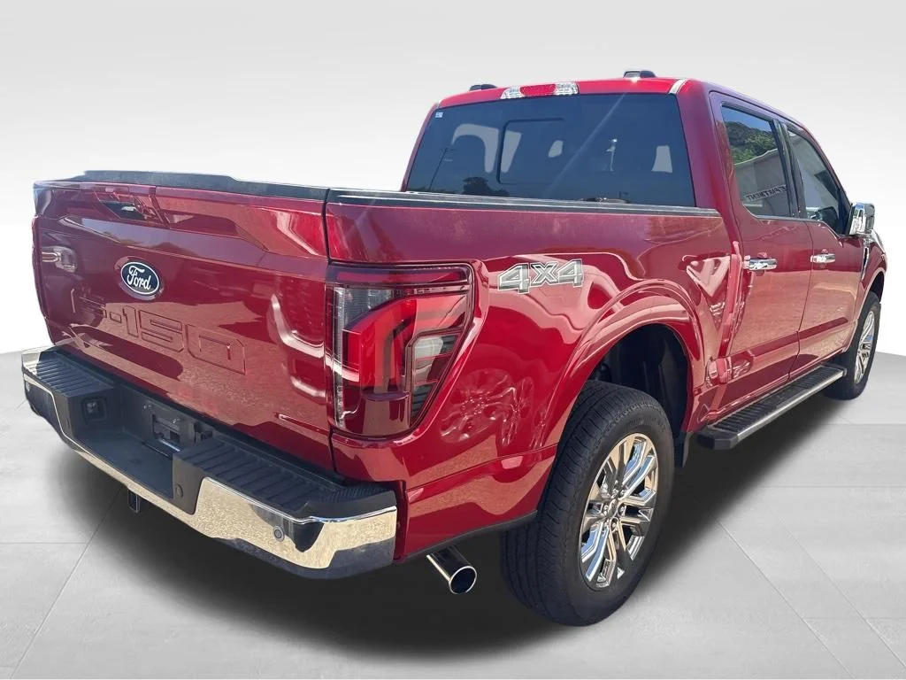 Used 2024 Red Ford Lariat image 28