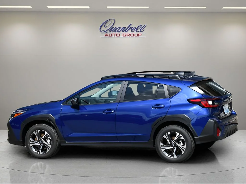 Used 2026 Sapphire Blue Pearl Subaru Premium image 7