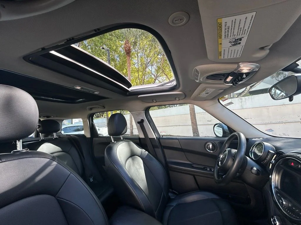 Used 2019 Gray MINI  image 29