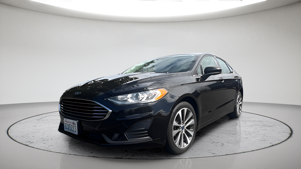 Used 2019 Black Ford SE image 7