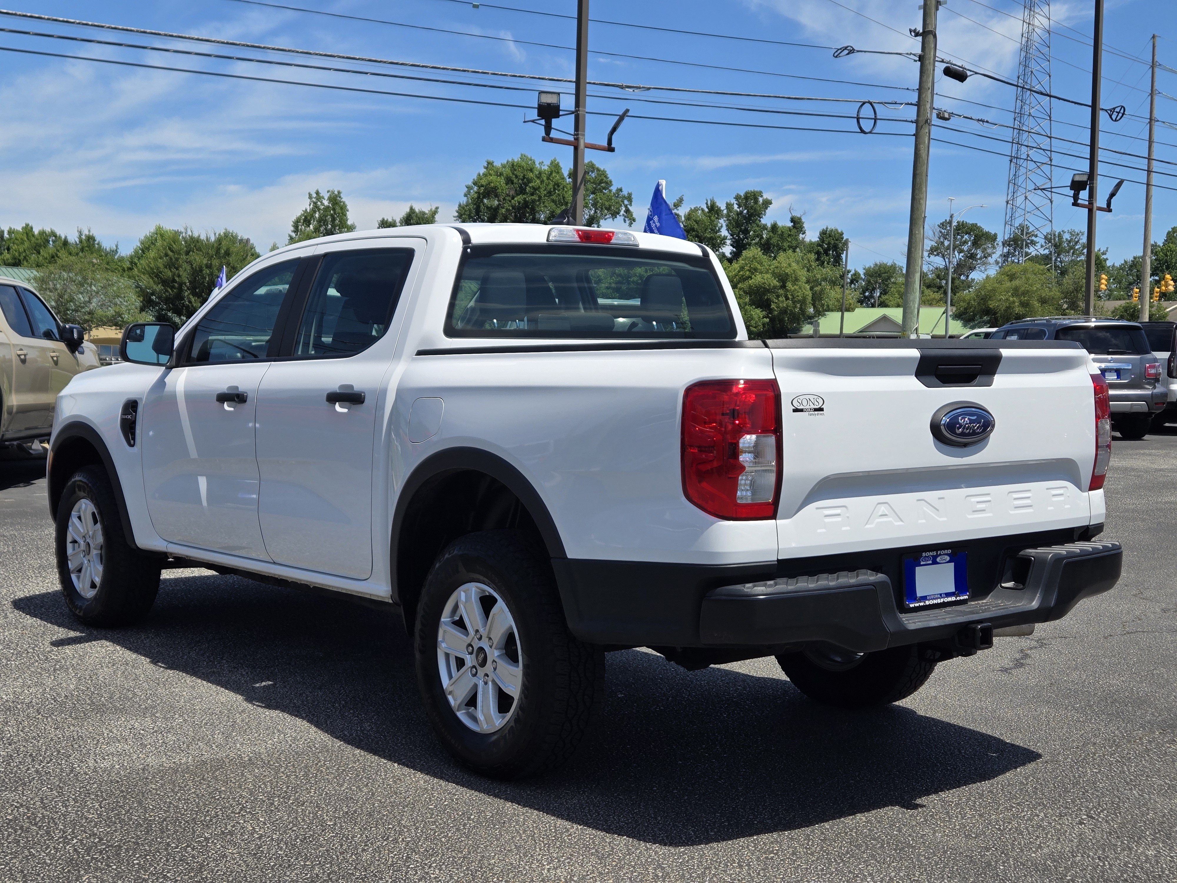 Certified Used 2025 Oxford White Ford XL image 12