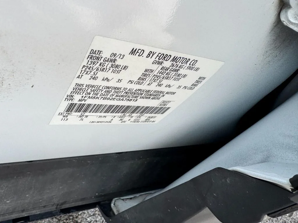 Used 2014 Oxford White Ford Base image 22