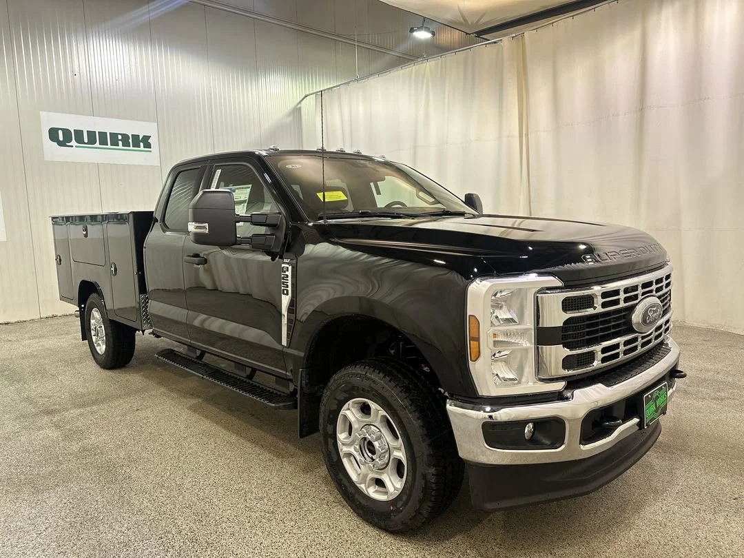 New 2026 Agate Black Metallic Ford F-250® XLT image 1