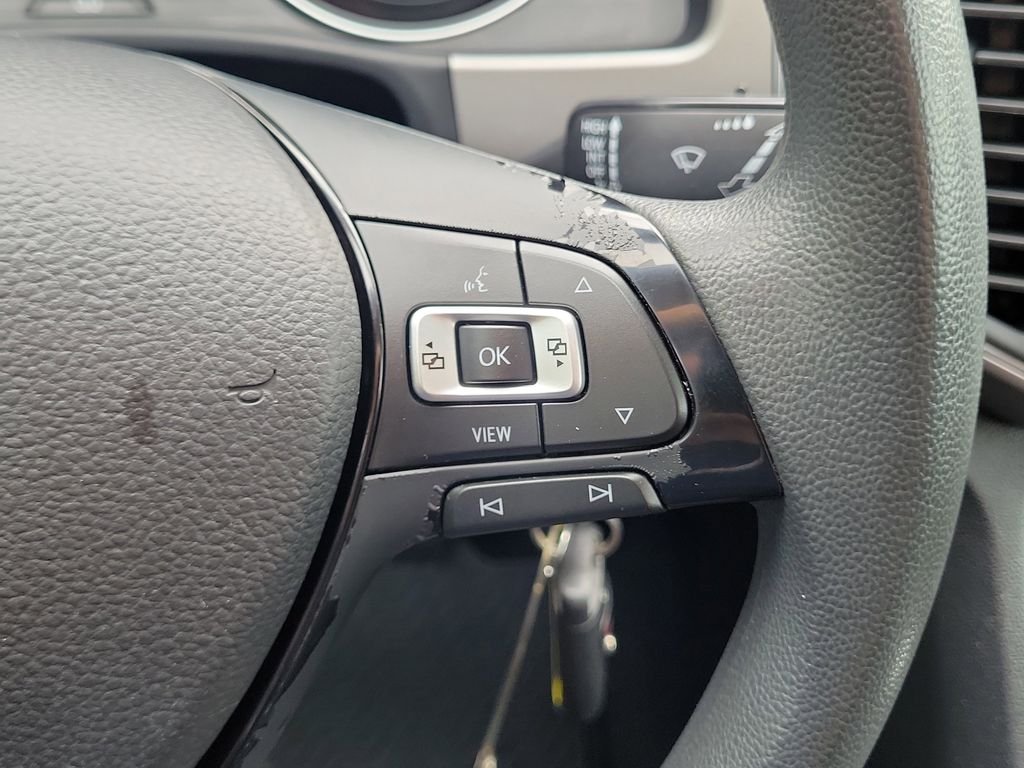 Used 2019 Gray Volkswagen 2.0T S image 26