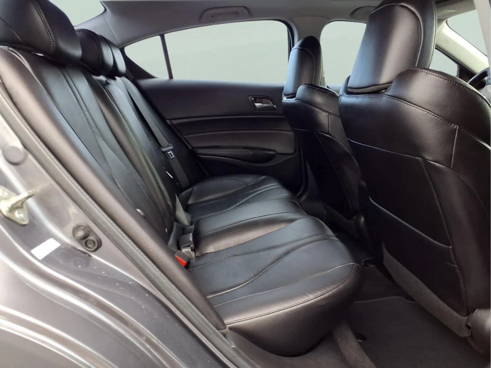 Used 2019 Modern Steel Metallic Acura  image 12