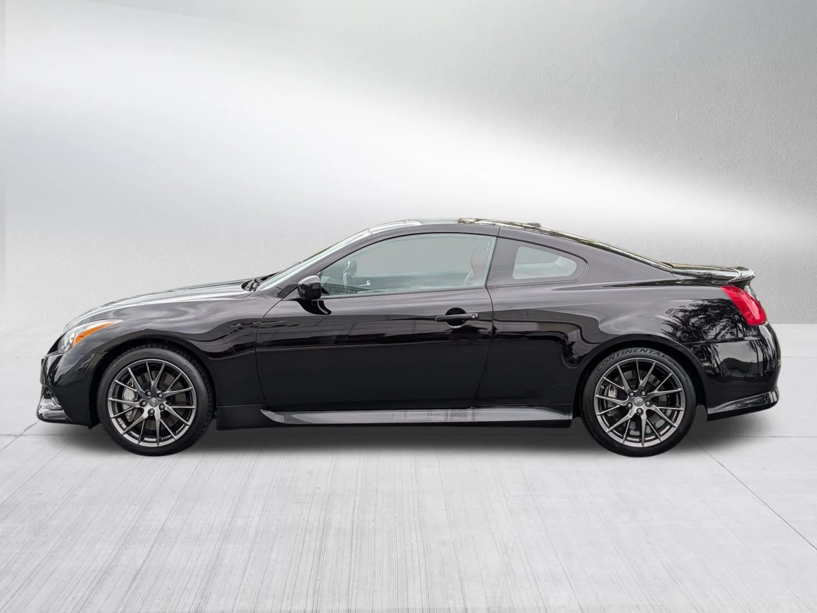 Used 2011 Malbec Black INFINITI IPL image 4