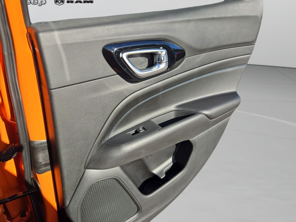 New 2026 Joose Exterior Paint Jeep Latitude image 36