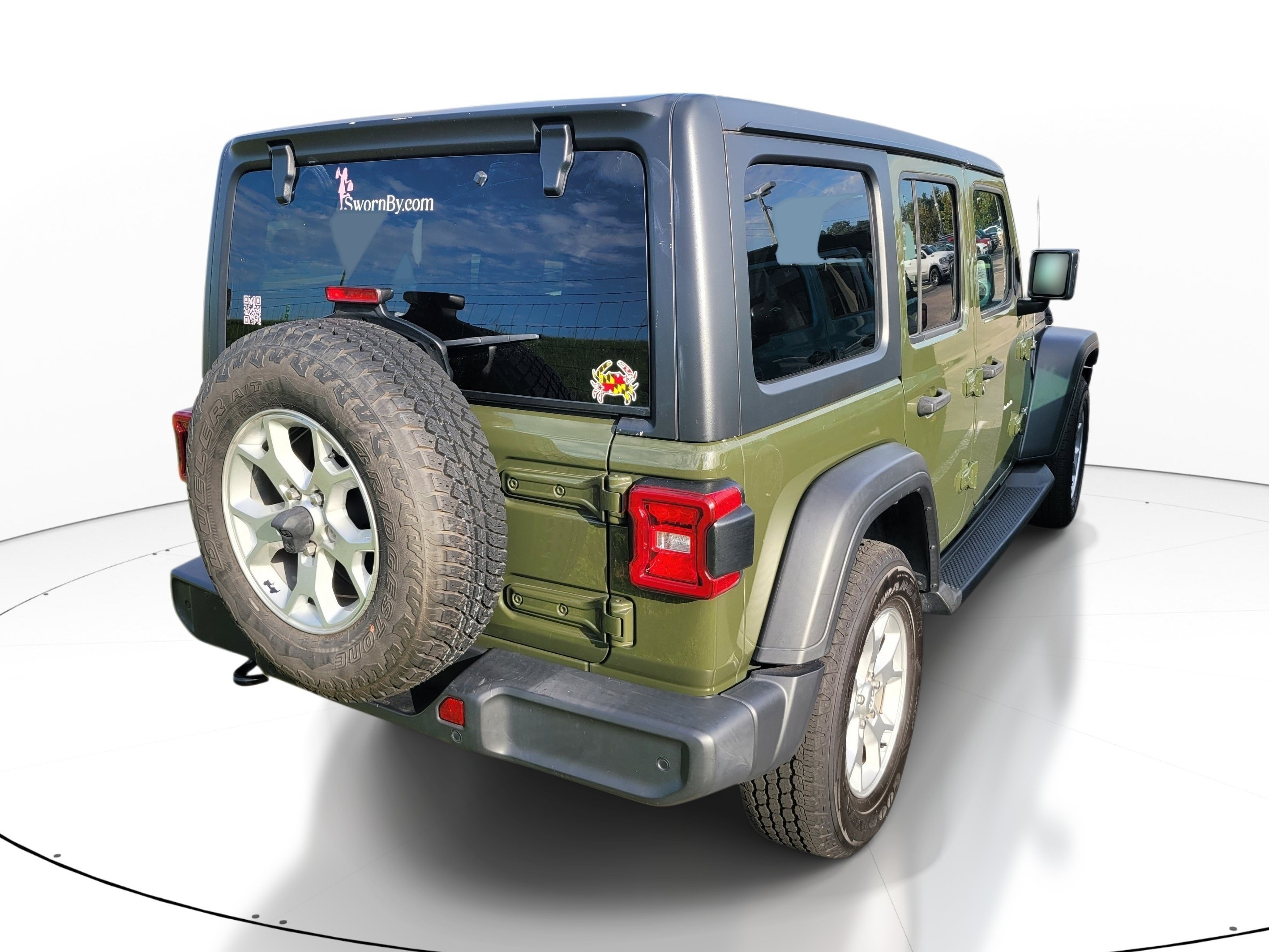 Used 2021 Sarge Green Clearcoat Jeep Unlimited Islander image 4