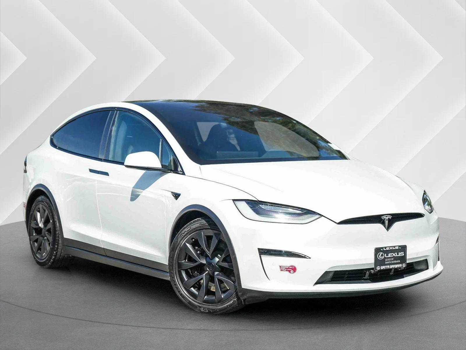 2023 Tesla Model X Long Range's photo