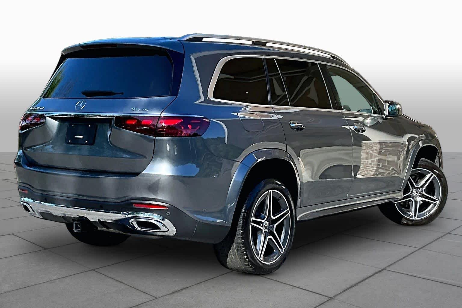 Used 2024 Selenite Grey Metallic Mercedes-Benz GLS 450 image 13