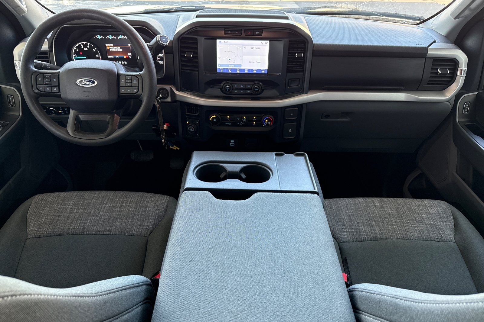Used 2023  Ford XLT image 13