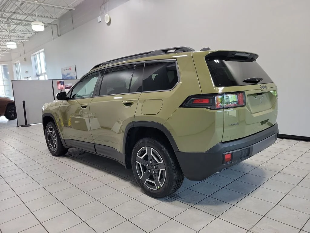 New 2026 41 Exterior Paint Jeep Laredo image 5