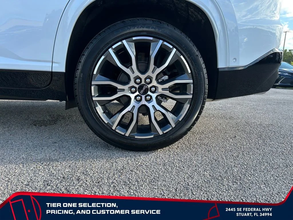 New 2026 Glacier White Tricoat GMC Denali Ultimate image 9