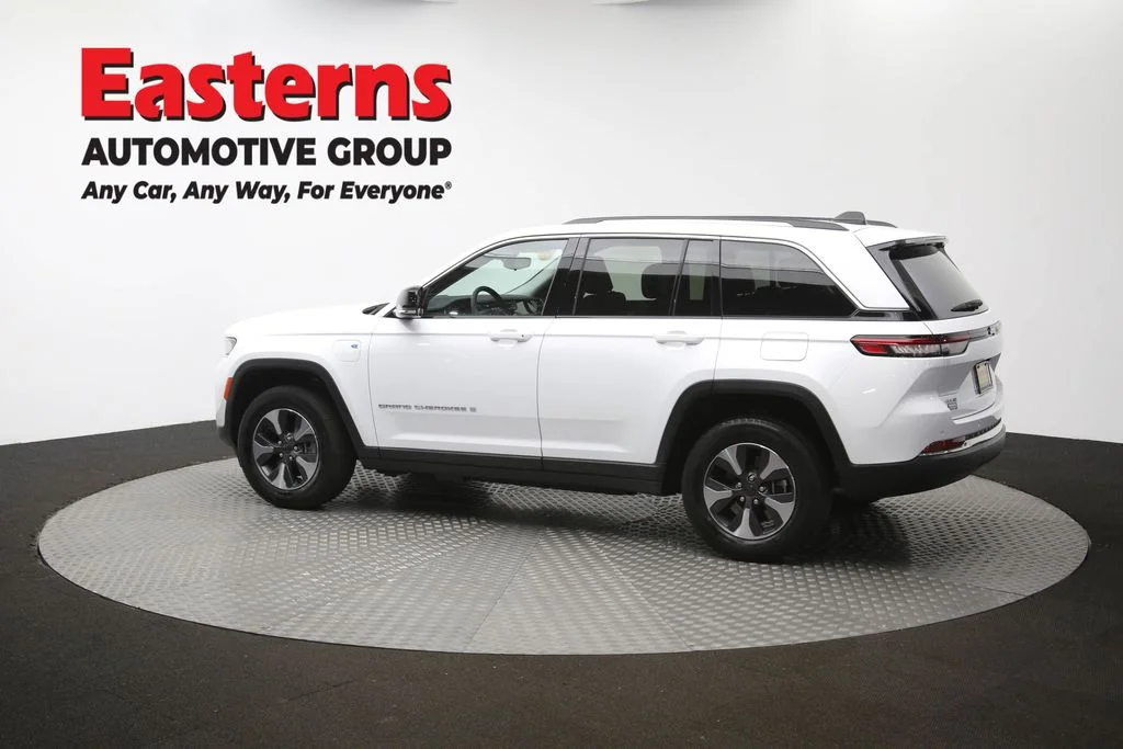 Used 2023 White Jeep 4xe image 66