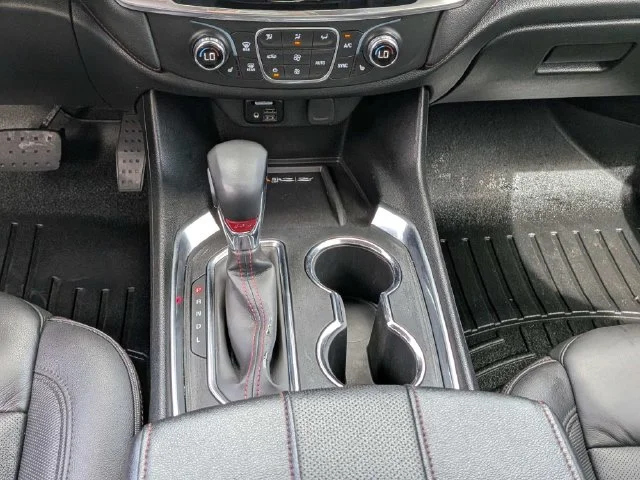 Used 2023 Red Chevrolet RS image 19