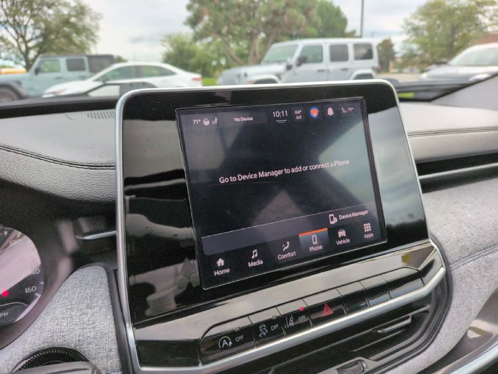 Certified Used 2022 Gray Jeep Latitude image 24