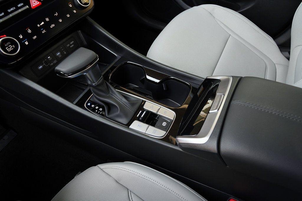 2025 Hyundai Santa Cruz Limited - Photo 29